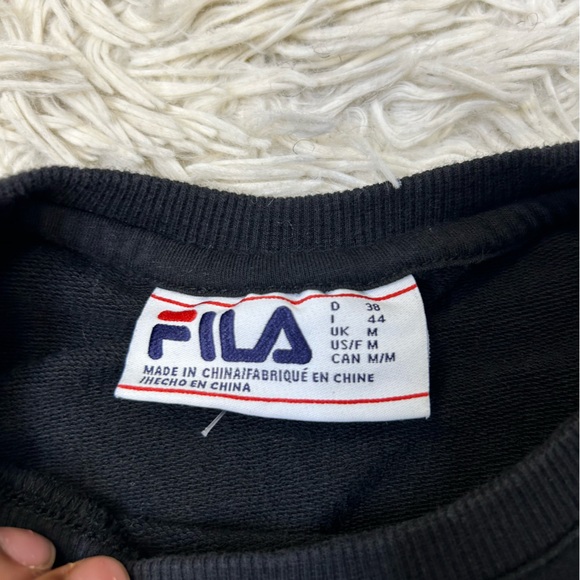 ◾️Fila Black Long Sleeve Crewneck - Picture 3 of 5